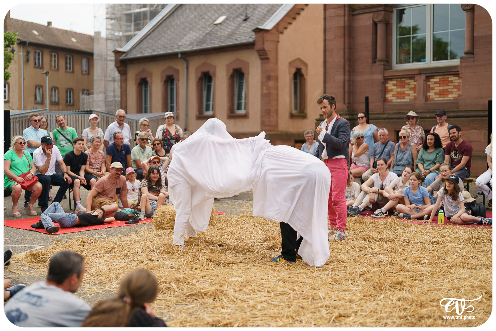 LE MARIAGE FORCÉ (DE MOLIÈRE) - CIE 800 LITRES DE PAILLE)